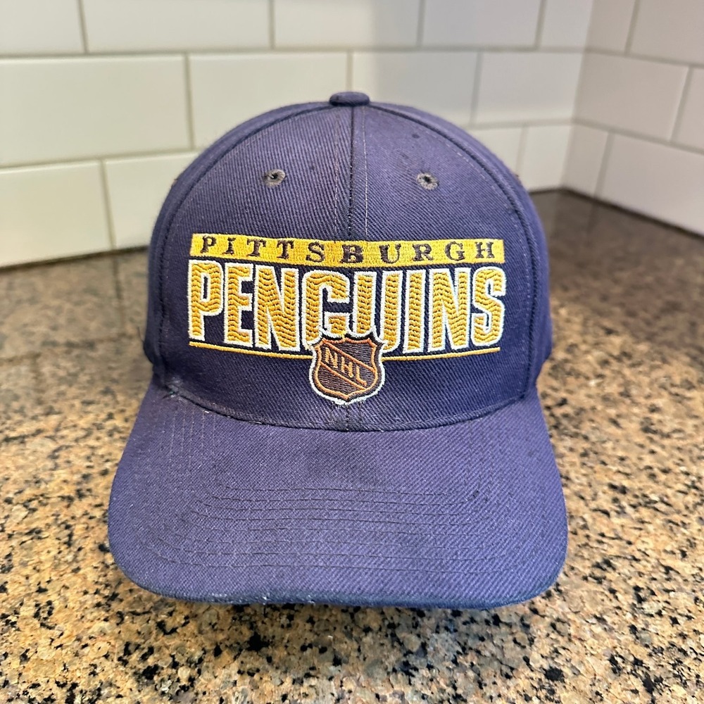 Vtg 90s Pittsburgh Penguins NHL Center Ice Sports Specialties Snapback Purple